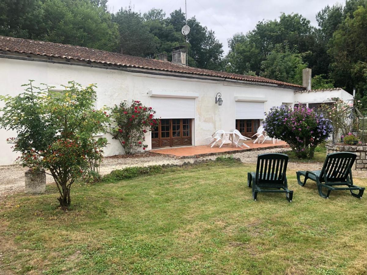 Villa Chez FIRMIN Les Ombrages Mesnac Exterior foto
